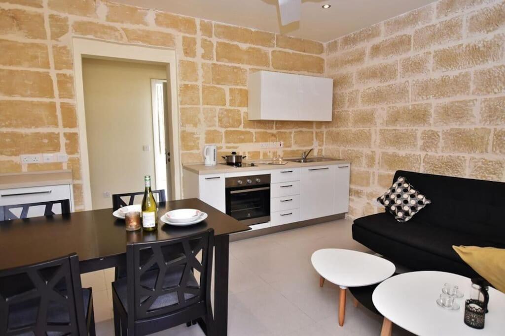 Vallettastay - Lucky Star One Bedroom Apartment 401 Eksteriør bilde